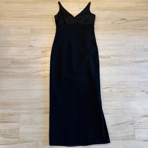 Classically Elegant Vintage Satin Bust 90s Black 🖤 Fitted Maxi Dress Sz 6